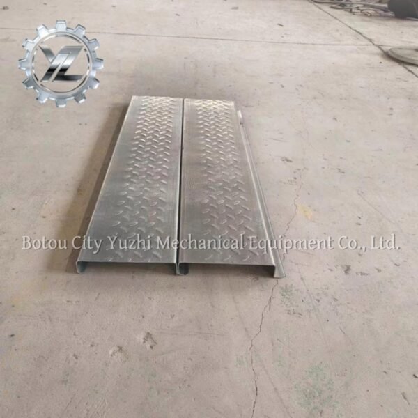 Dry Floor Deck Roll Forming Machine