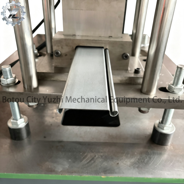 Metal Roller Shutter Door Roll Forming Machine | Automatic Shutter Slat Making Machine